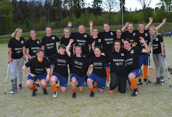 Damen-Fußball beim SV Taunusstein-Neuhof: Meisterschaft unter Dach und Fach