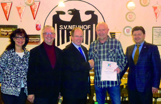 Ehrenamtspreis für den Sportverein Neuhof im Dezember 2015