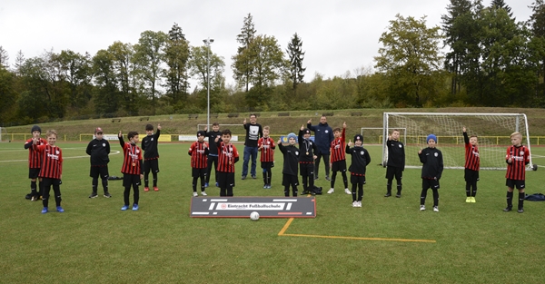 Eintracht Frankfurt Fußballschule beim Sportverein Taunusstein-Neuhof e.V.